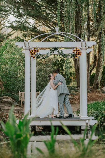 Couple kiss for the first time in Central Point, Oregon.