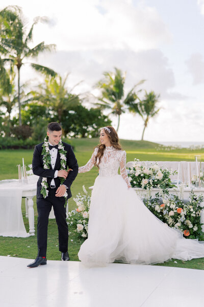 Loulu Palm Wedding Photographer Oahu Hawaii Lisa Emanuele-861