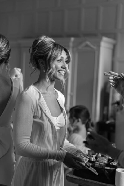 rebecca-kerr-photography-elmore-court-bride-prep