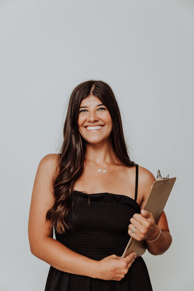 meet maggie! your grand rapids wedding coordinator
