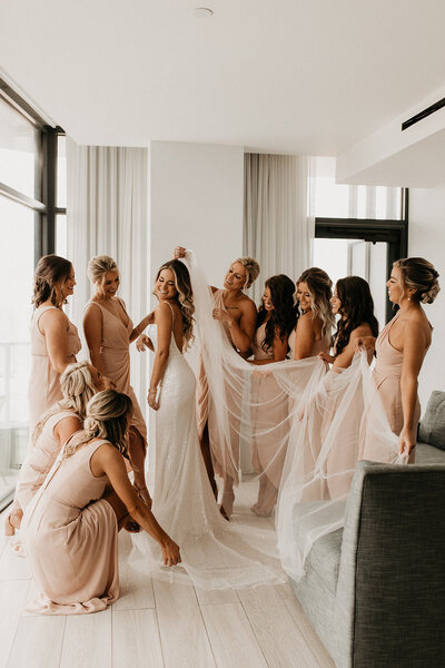 Hannah_Andrew_Wedding_Blog_6.12.21-00056