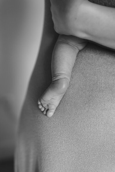 Newborn photography session in Kent by Abigail Scarfe