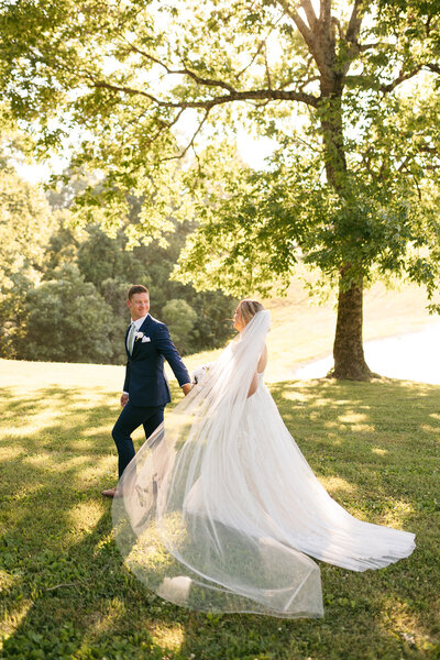 table setting with blue napkins and gold details