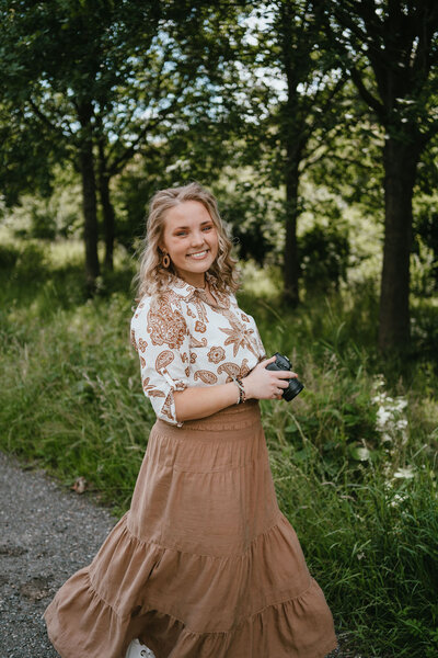 Marith met haar camera voor spontane fotoshoots