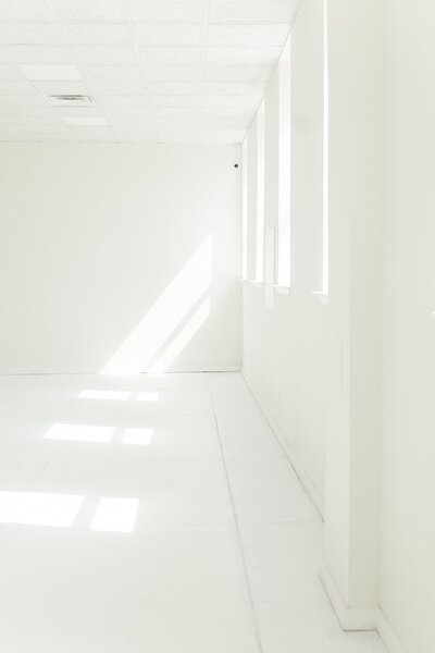 St. Louis Photography Studio- All White Studio Space and Small Event Space5