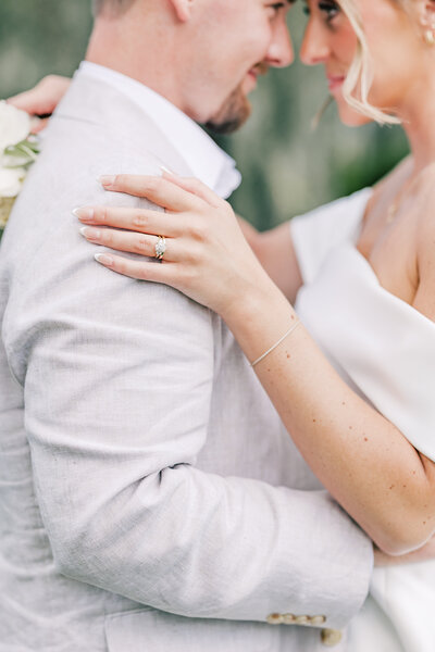 Georgia Wedding Photographer | Savannah Wedding Couple Photo of Wedding Rings on Hand