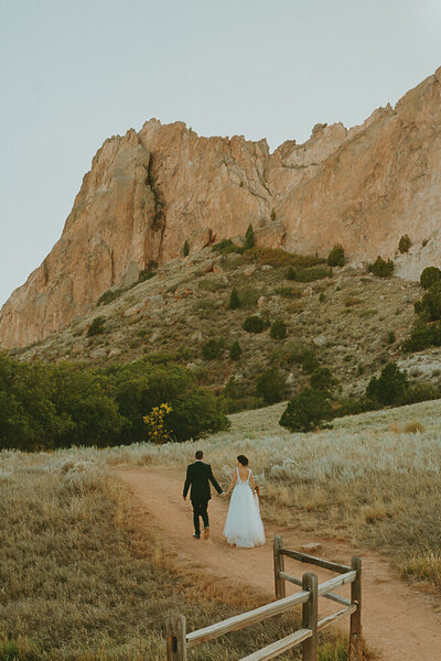 couple eloping at garden of the gods in colorado springs colorado