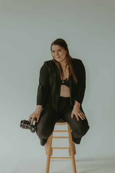 Jessica Frigge Photography is a Milwaukee Boudoir Photographer