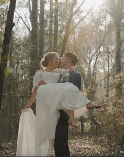 Zac and Lydia Wyse share their first kiss. | As seen on Welcome to Plathville