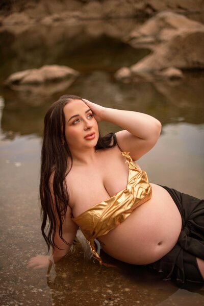 Maryland Maternity Photographer - Snapzbytie Photorgraphy - Golden Hour Great Falls Maternity Session 2