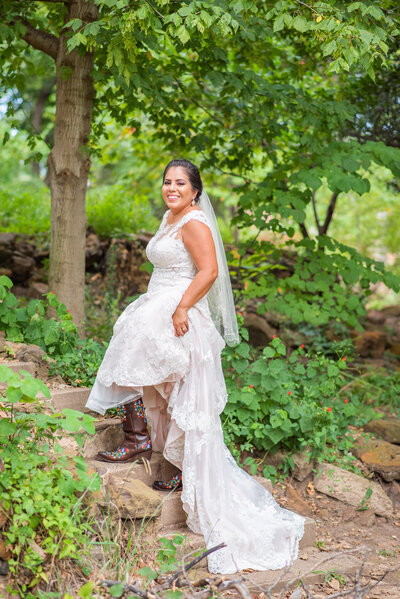 Monica-bridal-session-TWU-little-chapel-lynnet-perez-dallas-wedding-photographer-0257