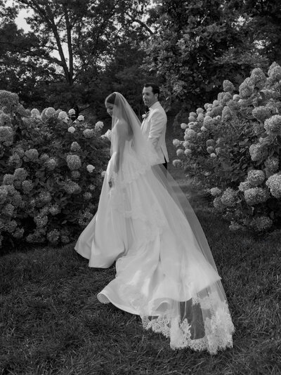 Bride and groom portrait at The Swan House wedding venue in Atlanta