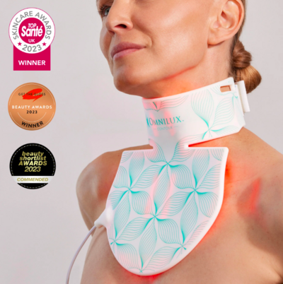 Omnilux Contour Neck & Décolleté Mask uses red light therapy to treat pigmentation, redness, fine lines & wrinkles on your neck and decollete