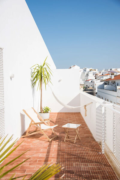 balcony-2