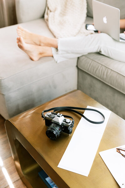 Kelly Zugay - Best Minneapolis Twin Cities Minnesota Lifestyle Motherhood Home Decor Travel Blog Blogs Blogger Bloggers Content Creators Influencers