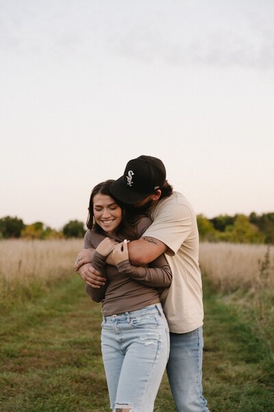 couples photos in a field