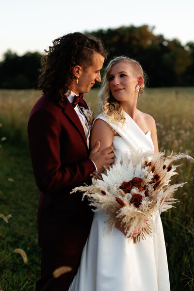 Fall wedding portraits in New Bern, North Carolina – Hailey Rae documentary-style.