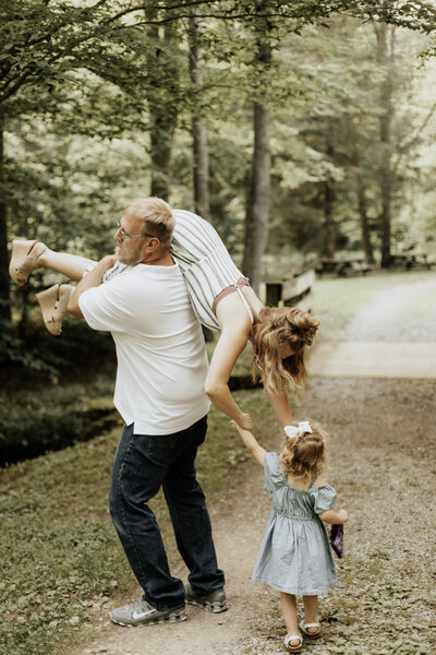 family shoot lifestyle Central Pennsylvania Wedding and Family Photographer near me, portrait, photo gallery, photograph, headshot,  Cassie Wonderling, Captured Moments by Cassie