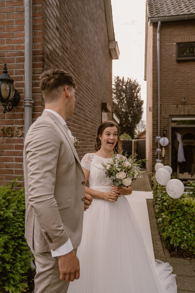 Bruid met sluier in zwart/wit