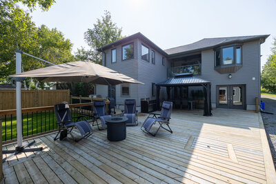 526 View Lake deck (1)