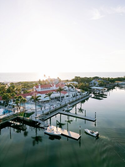 brittany-pannebaker-tampa-florida-destination-wedding-photographer-tampa-yacht-club-carlouel-yacht-club-scenery-2