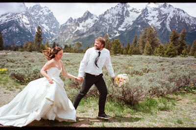 elopement couple running