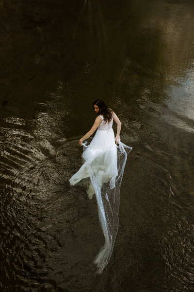 Bride eloping at sunrise in Oregon