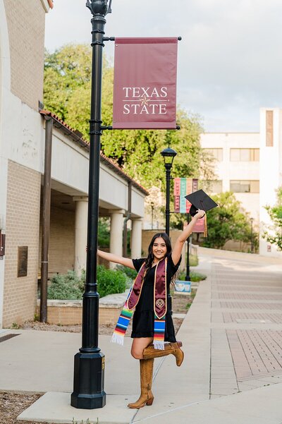 Texas State university grad portraits