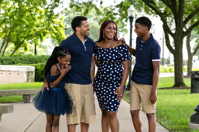 LeoSage Images black Family Photographer in detroit