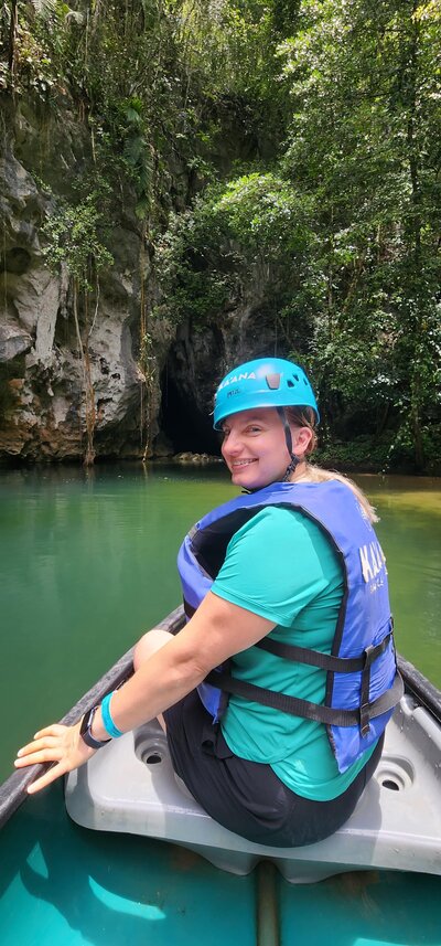 Brianna canoeing in Belize