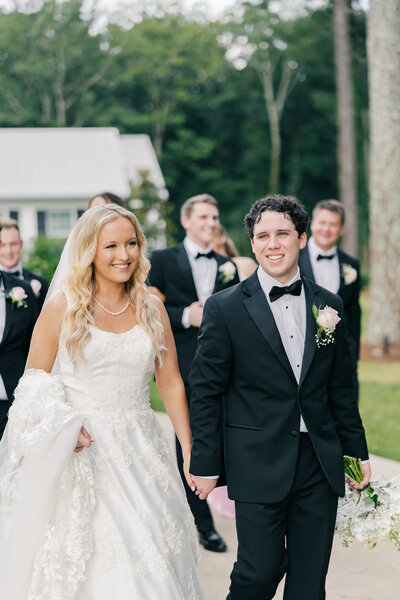 Witt House June Wedding | Lauren Elliott Photography | AmyBeth & Tommy Coutu Previews-114