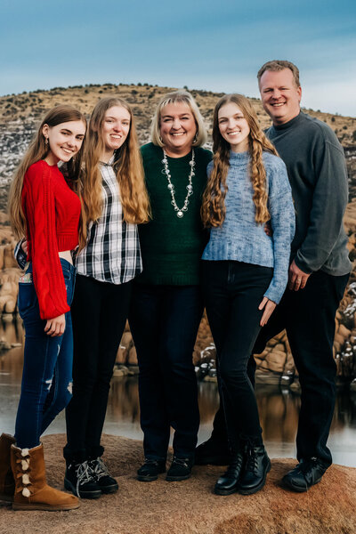 Family poses at Watson Lake for Prescott family photographer Melissa Byrne