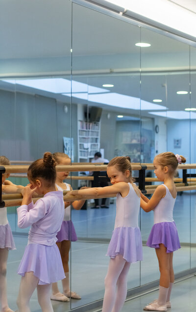 Danslessen bij Dance Institute in Antwerpen | Klassiek Ballet, Moderne Dans en Kleuterdans