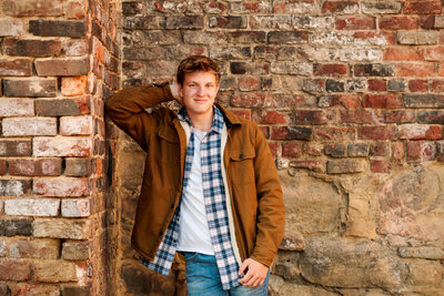 glen allen va senior portrait by laura matthews photography