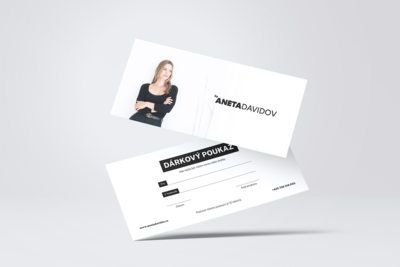 dárkový poukaz a jeho přední a zadní strana