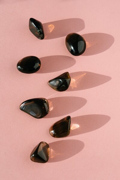 Black polish stones