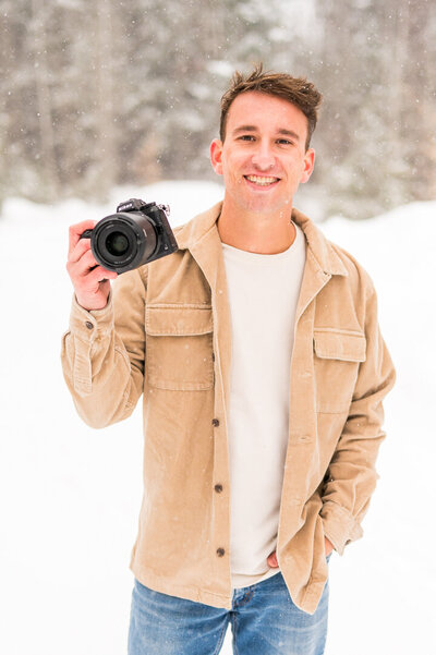 wedding bands on flowers