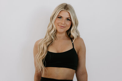 Sydney Adams Fitness  Fitness photoshoot, Women fitness