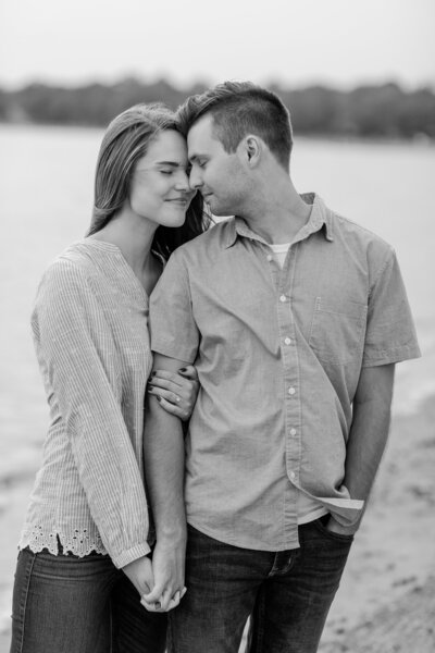 Engagement photos - B&W (107 of 153)