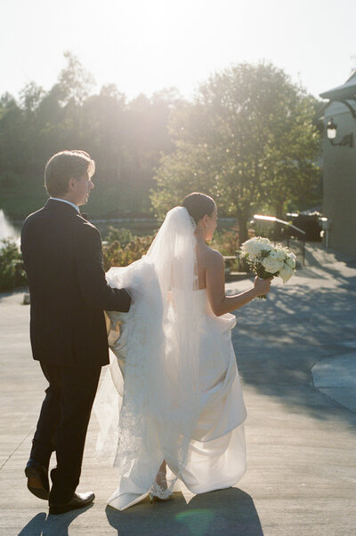 Hazelnut Farms candid wedding photos