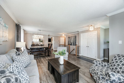 941 Greenleaf living (3)-2