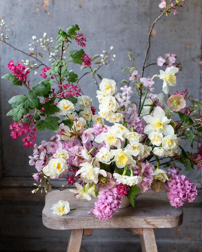 A bowl of Spring flowers