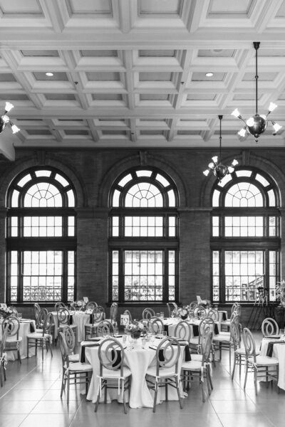 L+M_MainStreetStation_Wedding_LeahReddingPhotography-87