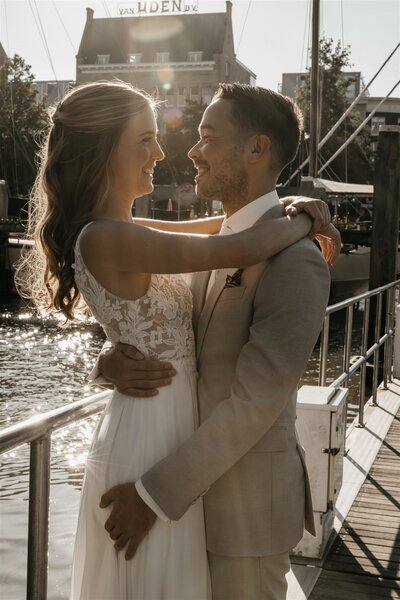 Bruiloftsreportage op buitenlocatie door trouwfotograaf uit Nissewaard