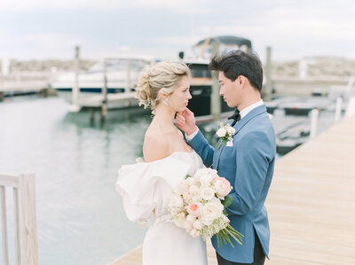 The Shoreby Club in Bratenhal Ohio is the perfect cleveland wedding venue on the water.