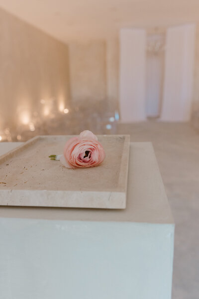 BoutonniereRomance12