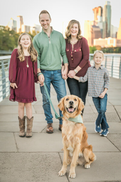 Family of 5 with their dog in downtown Austin