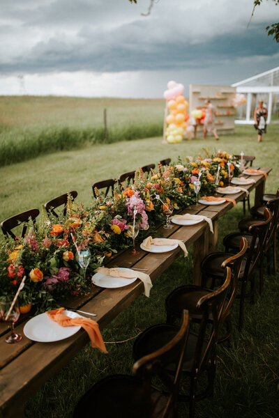 Outdoor bold and bright bridal shower inspiration, with cake by Lemonberry Pastries, contemporary cakes & desserts in Calgary, Alberta, featured on the Brontë Bride Blog.