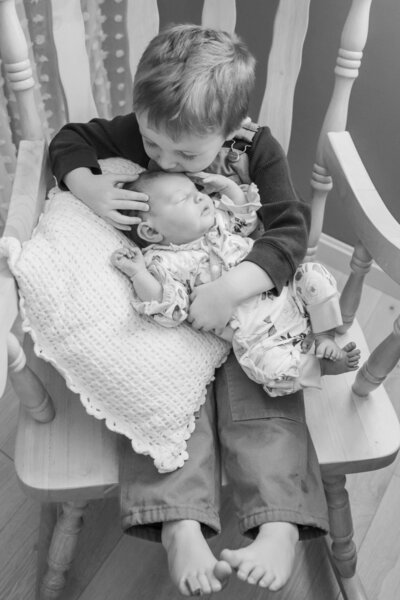 Newborn Photography Session | Maine Photographer who takes photos in places like Sugarloaf, Maine