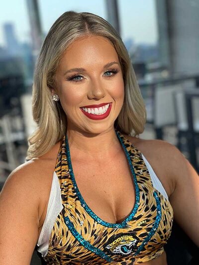 Professional Cheerleader Makeup Artist